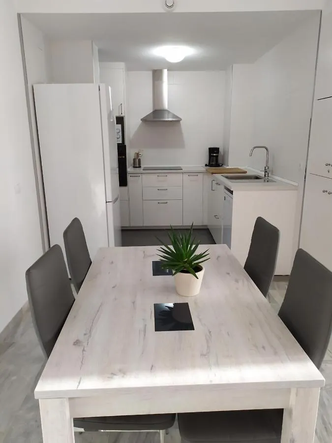 Apartamento Playa Escollera Estepona