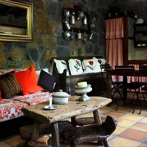 Casa Mary Lola Casa rural Tinor